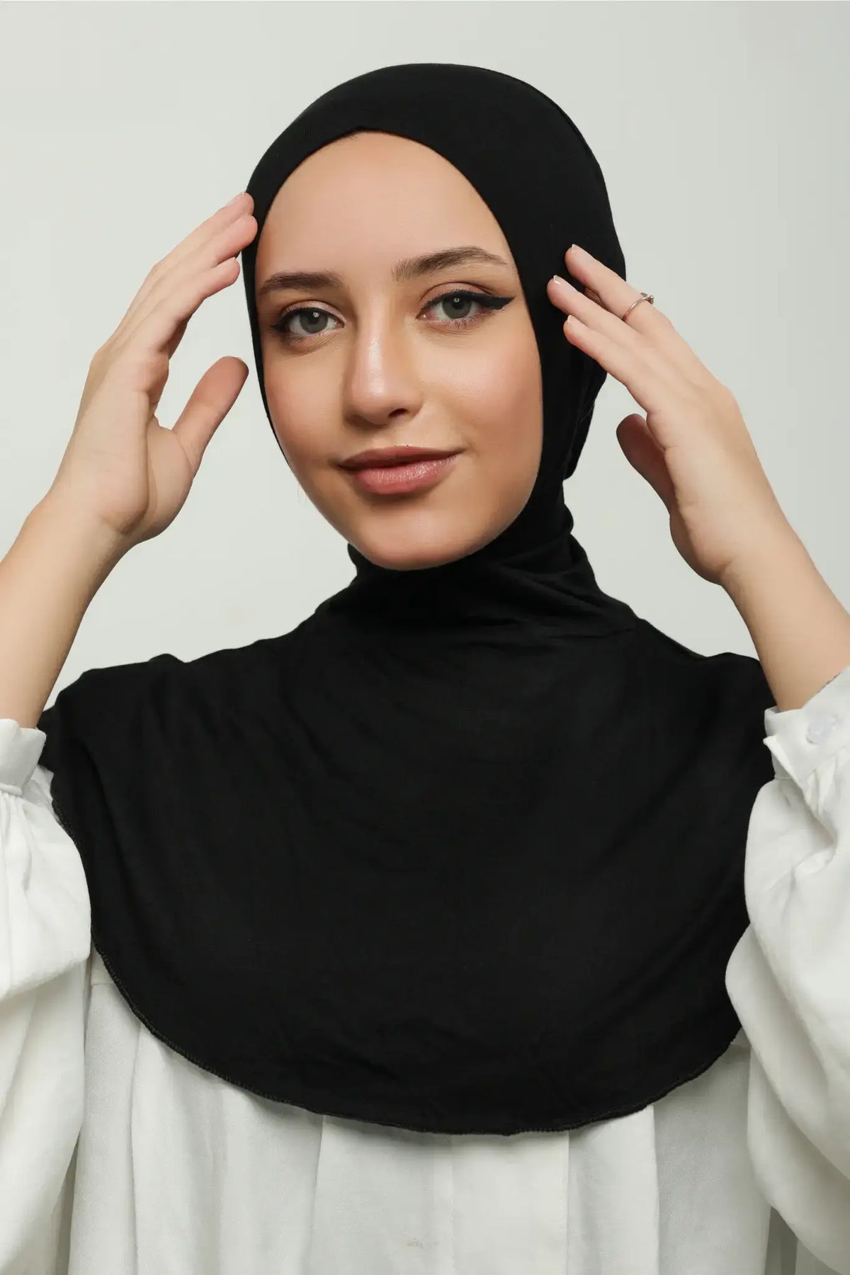 Full Neck Cap